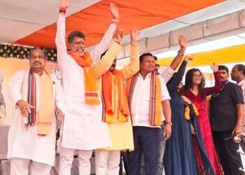 ବ୍ରଜରାଜନଗରରେ ପୁରନ୍ଦର ମିଶ୍ରଙ୍କର ରୋଡ଼ସୋ