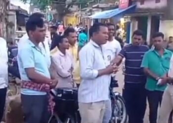ପୋଲିସ ପକ୍ଷରୁ ଫ୍ଲାଗ ମାର୍ଚ୍ଚ ଏବଂ ସଚେତନତା କାର୍ଯ୍ୟକ୍ରମ