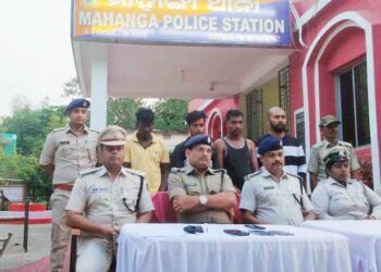 ପ୍ରେମର ରାସ୍ତା ରେ ପ୍ରେମିକା ର ଭାଈ ସାଜିଥିଲା କଣ୍ଟା : ରାସ୍ତା ରୁ ହଟାଇବାକୁ ପ୍ରେମିକ ରଚିଥିଲା – ବଡ଼ ଷଡ଼ଯନ୍ତ୍ର