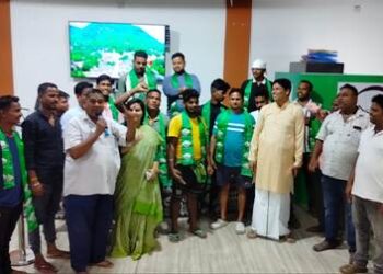 ବିଜେଡିର ବିରାଟ ମିଶ୍ରଣ ପର୍ବ, ୧୦ରୁ ଉର୍ଦ୍ଧ୍ୱ ବିରୋଧୀ ନେତା ବିଜେଡିରେ ସାମିଲ