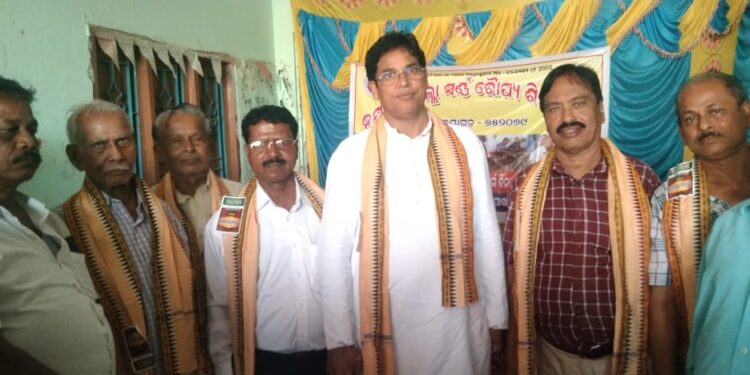 ନୟାଗଡ ଜିଲ୍ଲା ସ୍ବର୍ଣ୍ଣରୌପ୍ୟ କାରିଗରୀ ସଙ୍ଘପକ୍ଷରୁ ବିପୁଳ ସମ୍ବର୍ଦ୍ଧନା  