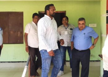 ପର୍ଯ୍ଯବେକ୍ଷକଙ୍କ ବିଭିନ୍ନ ବୁଥ ପରିଦର୍ଶନ