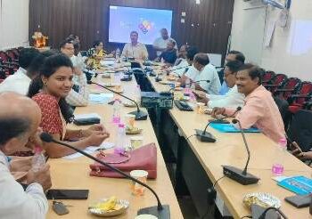 ବରିଷ୍ଠ ଶିକ୍ଷକ ଶିକ୍ଷୟିତ୍ରୀ ମାନଙ୍କୁ ନେଇ ଏକ ବୈଠକ ଆୟୋଜିତ