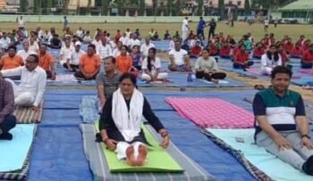 ବିଶ୍ବ ଯୋଗ ଦିବସରେ ଭାଗନେଲେ – ଉପ ମୁଖ୍ୟମନ୍ତ୍ରୀ ପ୍ରଭାତୀ ପରିଡ଼ା