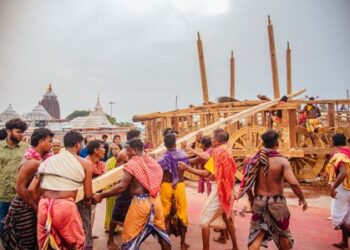 ତିନିରଥ ଛନ୍ଦାଗୟଳ ମୋଡା ଶେଷ