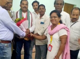 ଭାପୁର ପ୍ରେସ କ୍ଲବ ପକ୍ଷରୁ ବିଧାୟକ ଓ ପୂର୍ବତନ ବ୍ଲକ ଅଧ୍ୟକ୍ଷଙ୍କୁ ସ୍ଵାଗତ ସମ୍ବର୍ଦ୍ଧନା ଜ୍ଞାପନ  