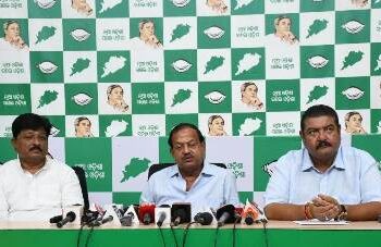 ପ୍ରେସ୍ ବିଜ୍ଞପ୍ତି ମହାନଦୀ ପ୍ରସଙ୍ଗରେ ରାଜସ୍ୱ ମନ୍ତ୍ରୀଙ୍କ ବକ୍ତବ୍ୟ ଦୁର୍ଭାଗ୍ୟଜନକ ଓ ବିଭ୍ରାନ୍ତିକର: ବିଜେଡି