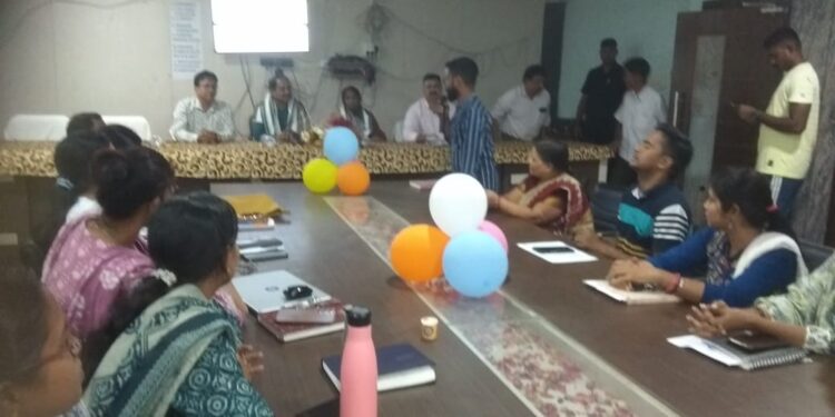 ବୋଲଗଡ଼ ବ୍ଲକର ଉର୍ନ୍ନୟନ କାର୍ଯ୍ୟ ସମୀକ୍ଷା କଲେ ବିଧାୟକ  
