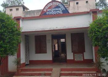 ଅବକାରୀ ଓ ପୁଲିସ୍ ବିଭାଗ ଚେଇ ଶୋଇଛି, ଚୋରା ମଦ ଭାସୁଛି : ନୁଆଗଡ ମଦ ମୃତ ଆଶଙ୍କା