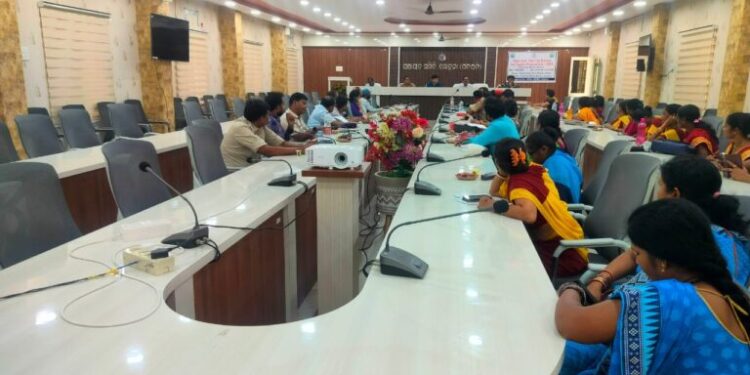 ମୋହନା ବ୍ଲକରେ ବିପର୍ଯୟ ମୁକାବିଲା ନିମନ୍ତେ ବୈଠକ ଅନୁଷ୍ଠିତ 