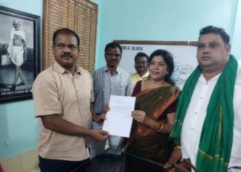 ବିଧାୟିକା ପଦରେ ନିର୍ବାଚିତ ହେବା ପରେ ମନୋରମା ବ୍ଳକ ଅଧ୍ୟକ୍ଷା ପଦରୁ ଅବ୍ୟାହତି ନେଲେ