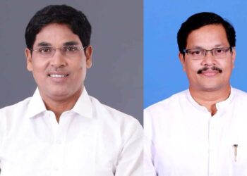 ନୟାଗଡ, ଦଶପଲ୍ଲା : ଗଡ ରକ୍ଷାକଲେ – ରମେଶ ଓ ଅରୁଣ