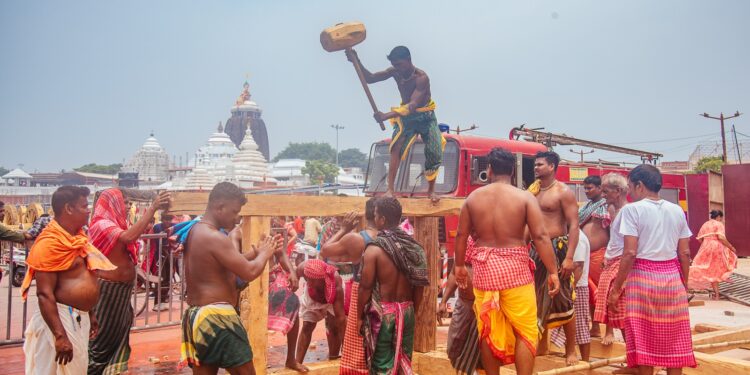 ତିନି ରଥର ଚେଚିସ୍ ବା ଦଣ୍ଡା ପ୍ରେମ ପ୍ରସ୍ତୁତି ଶେଷ