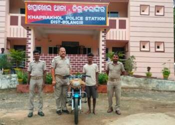 ଚୋରା ମୋଟର ସାଇକେଲ ଉଦ୍ଧାର –  ଅଭିଯୁକ୍ତ କୋର୍ଟ ଚାଲାଣ