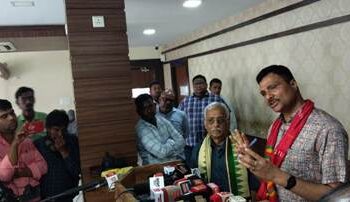  ରାଜ୍ୟ ସରକାରଙ୍କ ଜାରି ମାର୍ଗଦର୍ଶିକା ଅନୁସାରେ ଗଠିତ 11 ଜଣିଆ କମିଟିର ଏକ ଜରୁରୀ ବୈଠକ ଆଜି ଶ୍ରୀମନ୍ଦିର କାର୍ଯ୍ୟାଳୟରେ ଅନୁଷ୍ଠିତ ହୋଇଥିଲା