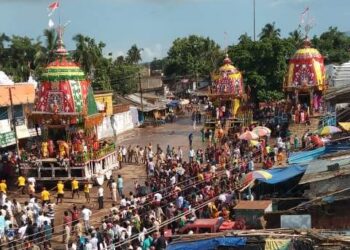 ଗୁଣ୍ଡିଚା ମନ୍ଦିର ନିକଟରେ ପହଚିଂଲା – ତାଳଧ୍ୱଜ ଓ ଦେବଦଳନ