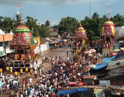 ଗୁଣ୍ଡିଚା ମନ୍ଦିର ନିକଟରେ ପହଚିଂଲା – ତାଳଧ୍ୱଜ ଓ ଦେବଦଳନ