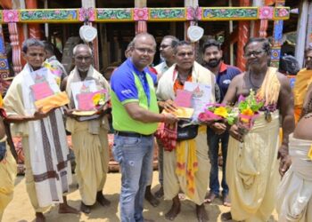 ଡାଲମିଆ ଭାରତ ପକ୍ଷରୁ ରଥ ଯାତ୍ରା ୨୦୨୪ରେ ଓଡ଼ିଶାର ରଥ ଶିଳ୍ପକାରମାନଙ୍କୁ ଡିଏସପି ଏକ୍ସପର୍ଟ ରଥ ଶିଳ୍ପକାର ସମ୍ମାନ ପ୍ରଦାନ