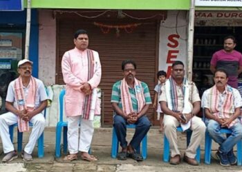 ତେଲଙ୍ଗାପେଣ୍ଠ ବଜାରରେ ବୃକ୍ଷରୋପଣ