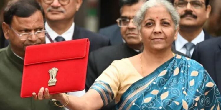 ୨୦୨୪-୨୫ ପାଇଁ ପୂର୍ଣ୍ଣାଙ୍ଗ ବଜେଟ୍ : କେନ୍ଦ୍ର ଅର୍ଥମନ୍ତ୍ରୀ ନିର୍ମଳା ସୀତାରମଣ ବଜେଟ୍ ଉପସ୍ଥାପନ କରିଛନ୍ତି