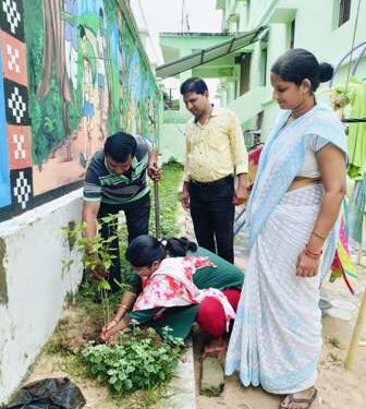 ମୁଖ୍ୟ ଚିକିତ୍ସାଳୟ ଠାରେ ବୃକ୍ଷରୋପଣ କାର୍ଯ୍ୟକ୍ରମ