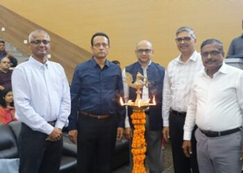 ଅଭିନବ ଗବେଷଣା ଦିଗନ୍ତ: ଆଇଆଇଏମ୍ ସମ୍ବଲପୁରର ୨୦୨୪ ପିଏଚଡି ପାଠ୍ୟକ୍ରମର ଶୁଭାରମ୍ଭ ଶିକ୍ଷାନୁଷ୍ଠାନ ଓ ଶିଳ୍ପକୁ ସଂଯୋଗ କରୁଛି