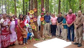 ଜଙ୍ଗଲ ସୁରକ୍ଷା ପାଇଁ ଆଦିବାସୀଙ୍କ ନିଆରା ପରମ୍ପରା ଜଙ୍ଗଲ ରକ୍ଷାବନ୍ଧନ ଉତ୍ସବ