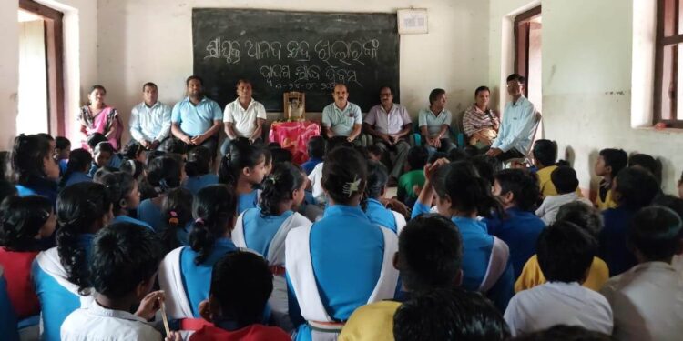 ପୂର୍ବତନ ପ୍ରଧାନ ଶିକ୍ଷକ ଆନନ୍ଦ ଚନ୍ଦ୍ର ଖିଲାର ଙ୍କ ଦ୍ଵାଦଶ ଶ୍ରାଦ୍ଧ ଦିବସ ପାଳିତ
