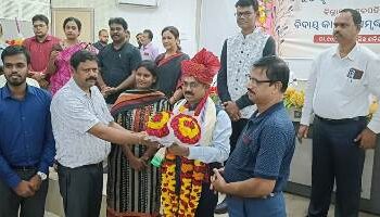 ଗଜପତି ଜିଲ୍ଲାପାଳ ସ୍ମୃତିରଞ୍ଜନ ପ୍ରଧାନଙ୍କ ବିଦାୟ ସମ୍ବର୍ଦ୍ଧନା ସଭା ଅନୁଷ୍ଠିତ