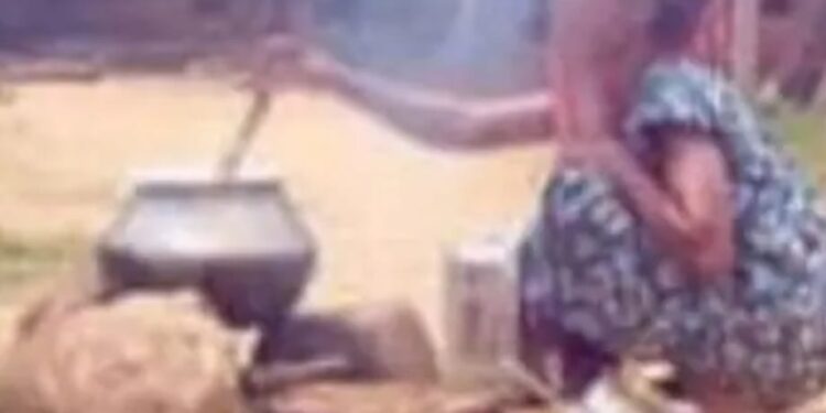 ଗ୍ରାମାଞ୍ଚଳରେ ବିକାଶ ସାତସପନ, ମୌଳିକ ସୁବିଧା ଓ ସରକାରଙ୍କ ବିକାଶମୂଳକ ଯୋଜନାରୁ ବହୁ ଦୂରରେ ଆଦିବାସୀବସ୍ତି