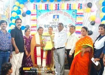 ଇନ୍ଦିରା ଗାନ୍ଧୀ ମହିଳା ଡ଼ିଗ୍ରୀ ମହାବିଦ୍ୟାଳୟର : ଓଡ଼ିଆ ବିଭାଗ ପକ୍ଷରୁ ନବାଗତା ଛାତ୍ରୀଙ୍କୁ ସ୍ୱଗାତ ଓ କୃତୀଛାତ୍ରୀ ସୁପ୍ରଭାଙ୍କୁ ସମ୍ବର୍ଦ୍ଧନା