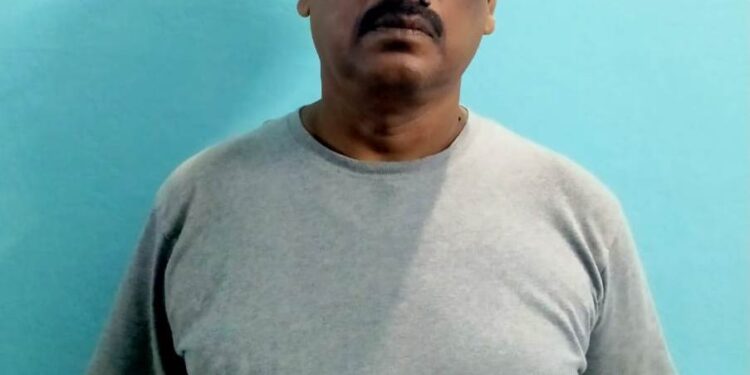 ODISHA VIGILANCE LAUNCHES DA SEARCHES AT 3 LOCATIONS OF RECORD SUPPLIER, CHSE, BHUBANESWAR.