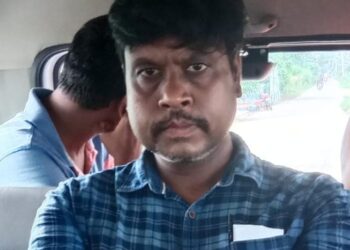 REVENUE INSPECTOR (RI), MALLIKAPUR, BALIKUDA TAHASIL, JAGATSINGHPUR TRAPPED BY ODISHA VIGILANCE WHILE TAKING BRIBE RS.5,000/-