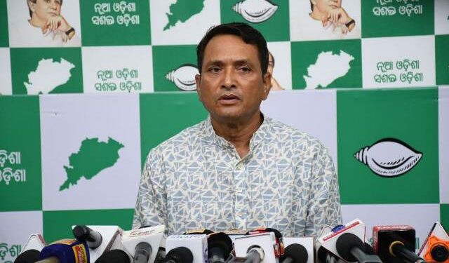 ବିଜୁ ପଟ୍ଟନାୟକ ଆନ୍ତର୍ଜାତୀୟ ବିମାନ ବନ୍ଦରର ଘରୋଇକରଣ ଆମ ସ୍ୱାଭିମାନ ଓ ଅସ୍ମିତା ପ୍ରତି କୁଠାରଘାତ : ବିଜେଡି