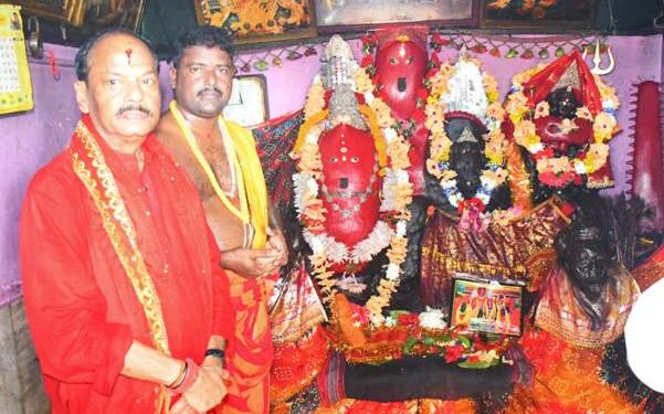ରାଜ୍ୟପାଳଙ୍କ ଚିଲିକା ଗସ୍ତ : ଆଇ.ଏନ୍‌.ଏସ୍‌. ଚିଲିକା ପରିଦର୍ଶନ – ମା’ କାଳିଜାଇଙ୍କୁ ଦର୍ଶନ