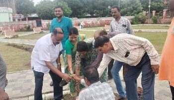 ସି.ଡି.ଏ ସେକ୍ଟର -୯ ଠାରେ ଥିବା ,ଜଷ୍ଟିସ ବିଶ୍ୱନାଥ ପଶାୟତ ପାର୍କ ରେ ବୃକ୍ଷ ରୋପଣ କରିଥିଲେ – କଟକ ମେୟର ଶ୍ରୀ ସୁବାସ ସିଂହ