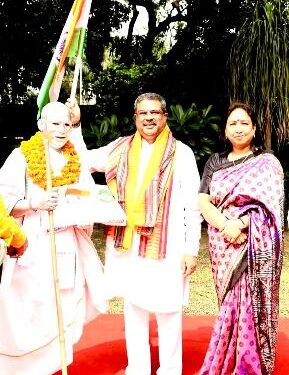 ଧର୍ମେନ୍ଦ୍ର ପ୍ରଧାନଙ୍କର ପୌରାହିତ୍ୟରେ ସିଲଭର ଗାନ୍ଧୀଙ୍କର ପଦଯାତ୍ରା ଉଦଯାପିତ