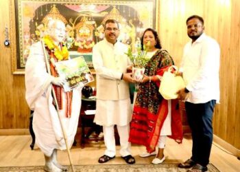 ଧର୍ମେନ୍ଦ୍ର ପ୍ରଧାନଙ୍କ ଦ୍ୱାରା ଜୟଶ୍ରୀ ଧଳଙ୍କର ଆଲବମ ଉନ୍ମୋଚିତ