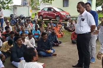 ଛେଳିଗଡ ଜଳ ପ୍ରକଳ୍ପ ବିସ୍ଥାପିତ ବିକ୍ଷୋଭ
