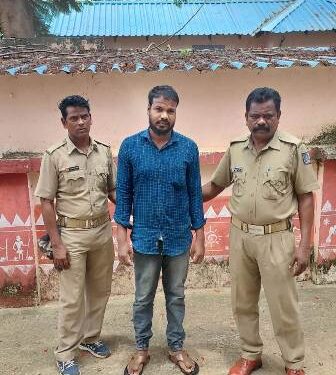 ପୋକ୍ସୋ ମାମଲାରେ ୧୦ ବର୍ଷଧରି ଫେରାର ଥିବା ଅଭିଯୁକ୍ତକୁ ଗରଫ