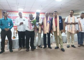 କନ୍ଧମାଳ କବି ଡ଼ଃ. ନୃସିଂହାନନ୍ଦ ମହାପାତ୍ର ସମ୍ମାନିତ