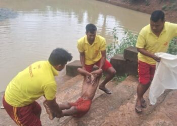 ଗାଧୋଇବାକୁ ଯାଇଥିବା ବେଳେ ଅଘଟଣ : ପୋଖରୀରେ ବୁଡ଼ି ଚାଲିଗଲା ଜଣକ ଜୀବନ