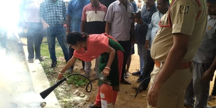 ଚିତ୍ତରଞ୍ଜନ ସେବା ସଦନରେ ଅଗ୍ନି ବିପର୍ଯ୍ୟୟ ପରିଚାଳନା ତାଲିମ କାର୍ଯ୍ୟକ୍ରମ ଅନୁଷ୍ଠିତ