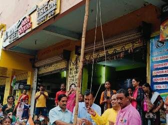 କଳିଙ୍ଗ ସ୍ମାର୍ଟ ସ୍କୁଲ ରେ ସ୍ୱାଧୀନତା ଦିବସ ପାଳିତ ପରିବାର ପାଇଁ ଗଛଟିଏ ବଣ୍ଟନ