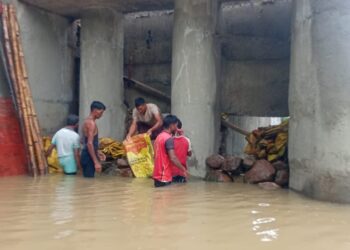 ଜଳ ସେଚନ ଡେମ୍ ଟିକାଦାର୍ ୭୫ ଲକ୍ଷ ଟଙ୍କାର କାମ ଅସମ୍ପୂର୍ଣ୍ଣ ହୋଇ ଫେଲ୍ ମାରି ଦେଇଛି