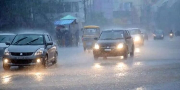 Sudden rain on Sunday night, ‘river’ on the roads of Pune