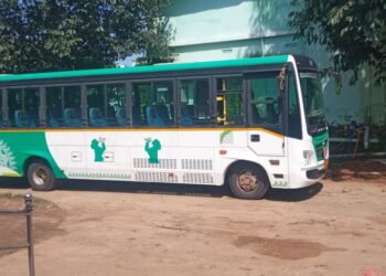 ମୋ ବସ୍ ଗୋଷ୍ଠୀ ଉନ୍ନୟନ କାର୍ଯ୍ୟାଳୟରେ ସେଜ୍ୟ ଅବସ୍ଥାରେ ଶୋଇ ପଡିଛି : ପ୍ରଶାସନ ଅଣ ଦେଖା ଲୋକମାନଙ୍କୁ ଅସୁରକ୍ଷିତ ମନ ଭାବ