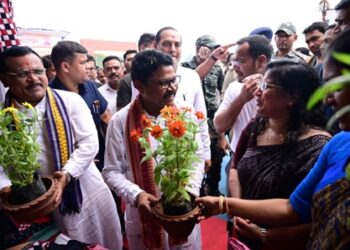 ବଲାଙ୍ଗିରରେ ପ୍ରଗତିର ନୂତନ ସୂର୍ଯ୍ୟୋଦୟ ଓ ଜିଲ୍ଲା ସ୍ତରୀୟ ବିକାଶ ମେଳା ଉଦଘାଟିତ ନୂଆ ସରକାରଙ୍କ ପ୍ରତି ନିଷ୍ପତ୍ତିରେ ରହିଛି ଓଡ଼ିଆ ଅସ୍ମିତା, ସ୍ୱାଭିମାନ ଏବଂ ନବଜାଗରଣର ସୁବର୍ଣ୍ଣ ସ୍ପର୍ଶ : ସ୍ୱାସ୍ଥ୍ୟ ମନ୍ତ୍ରୀ ଡ଼ଃ ମହାଲିଙ୍ଗ