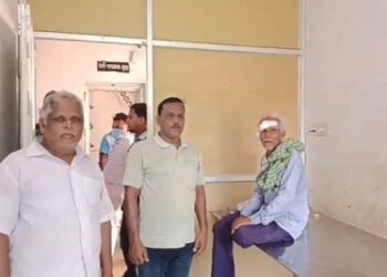 ପାଗଳ ମାଙ୍କଡ ଆକ୍ରମଣରେ ଜଣେ ଜଣାଶୁଣା ବୃଦ୍ଧ ଗୁରୁତର