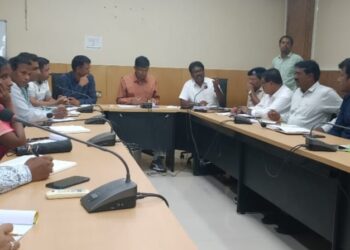 ପାରଳଖେମୁଣ୍ଡି ଠାରେ ଜିଲ୍ଲାସ୍ତରୀୟ ବିକାଶ ମେଳା ପାଇଁ ପ୍ରସ୍ତୁତି ବୈଠକ ଅନୁଷ୍ଠିତ